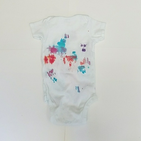 Tie-dye Gerber onesie Age 3 to 6 months - Picture 3 of 3